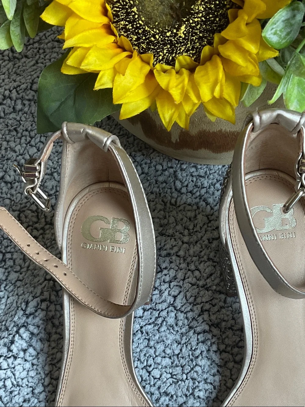Gianni Bini Champagne Glitter Block Heel Sandals